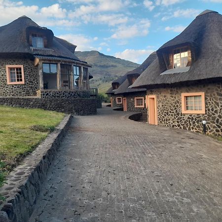 Liphofung Cave, Chalets Hotel Butha-Buthe Eksteriør billede